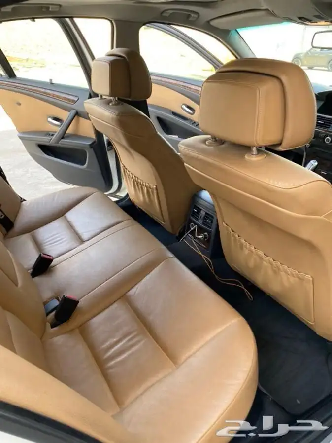 سيارة BMW 525i موديل 2009 للبيع 10