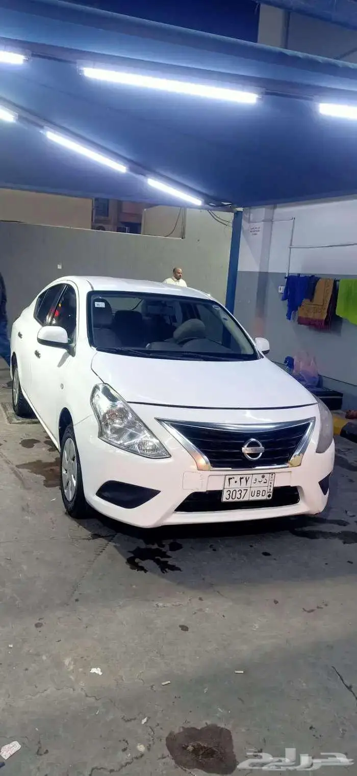 Nissan sunny 2016 3