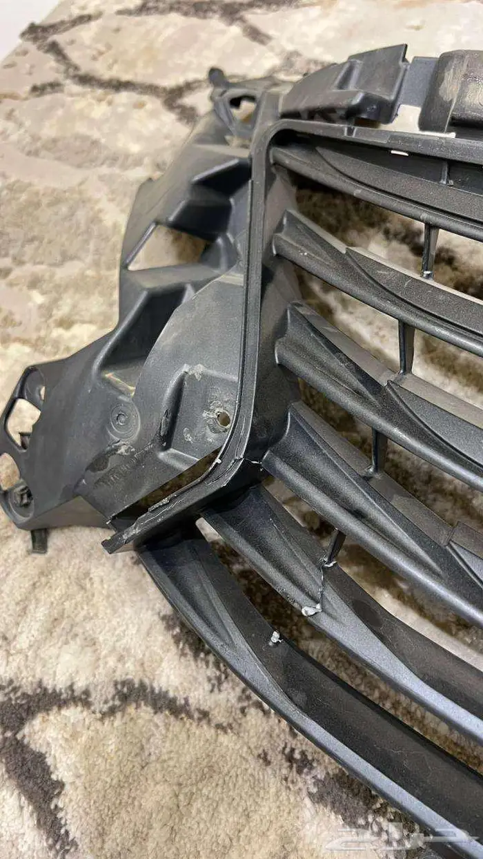 شبك لكزس es350 موديل 2018 3