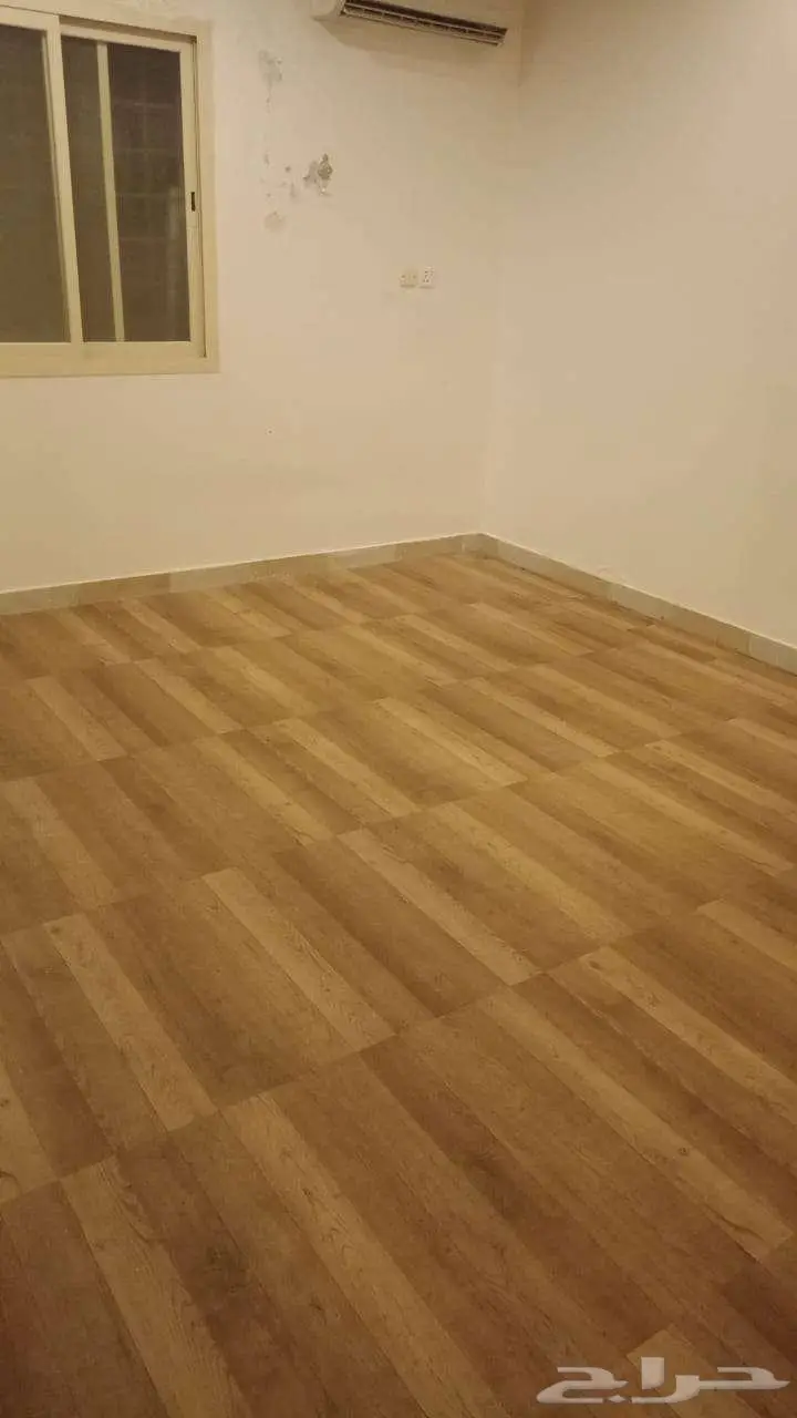 للإيجار دور أرضي على شارعين في محافظة الرس بحي الجوزات 12