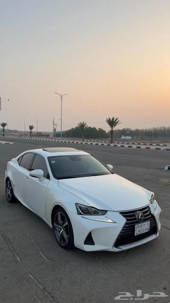لكزس is350 0