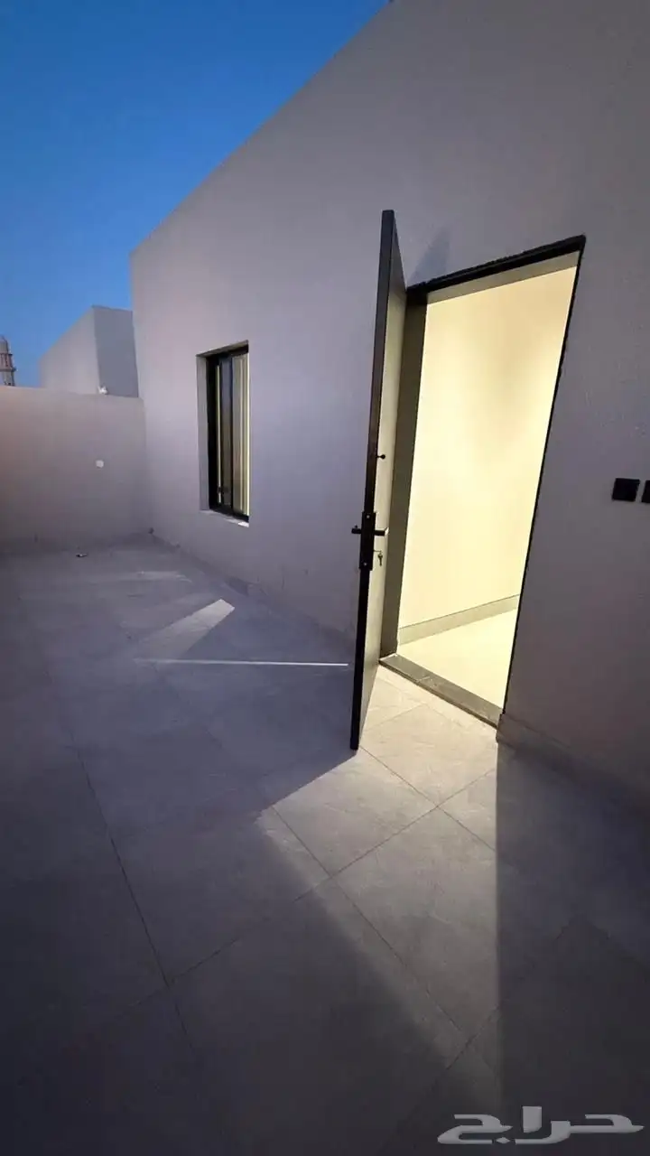 فيلا حي اليرموك 10