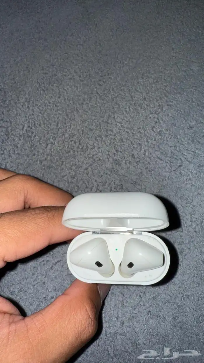 سماعة ايربودز الجيل الثاني 0