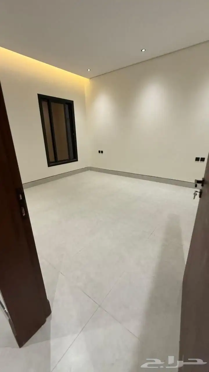 فيلا حي اليرموك 18