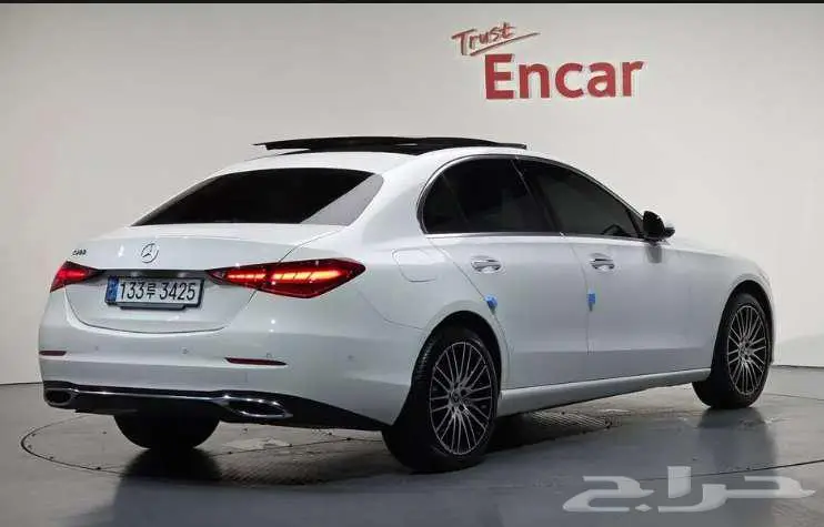 مرسيدس C200 2025 1