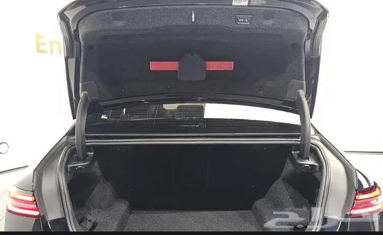 520i 2024 BMW 12