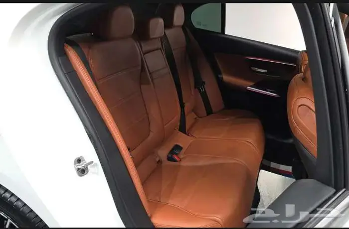مرسيدس C200 2025 10