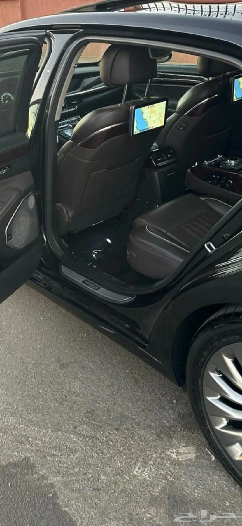 جينسس G90 2018 رويال فل كامل V8 28