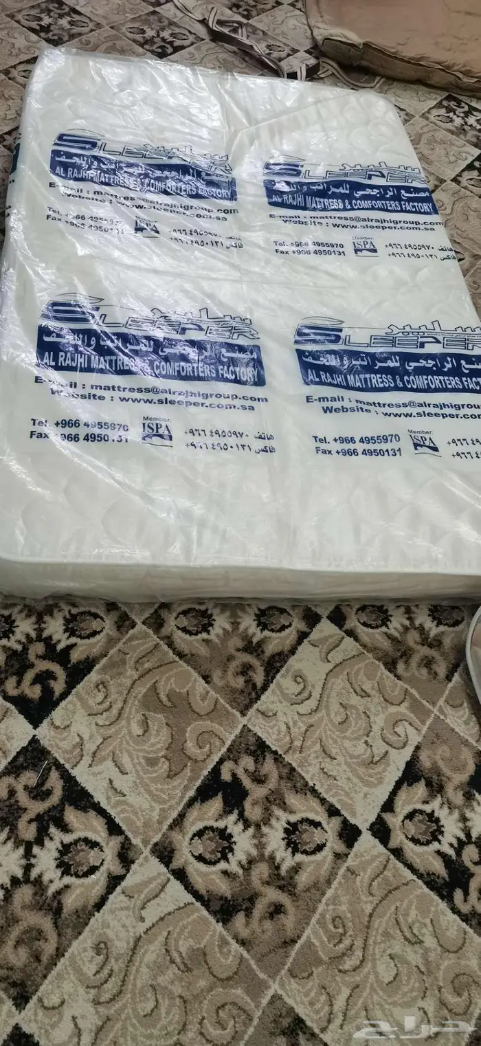 مراتب أسرة نظيفة جدا 0
