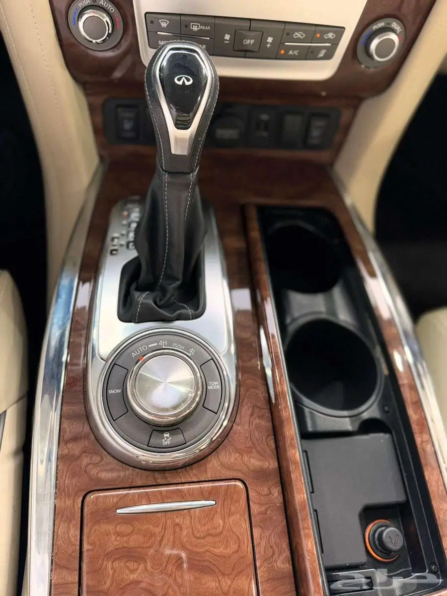 انفنيتي 2020 جيب QX80 فل كامل 15
