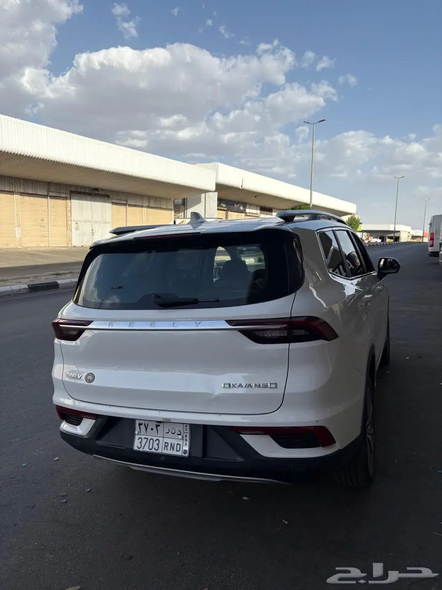 جيب افوكانجوا سبع مقاعد فل كامل على الشرط 2