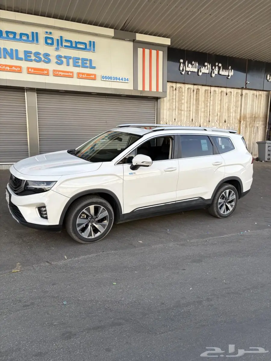 جيب افوكانجوا سبع مقاعد فل كامل على الشرط 0