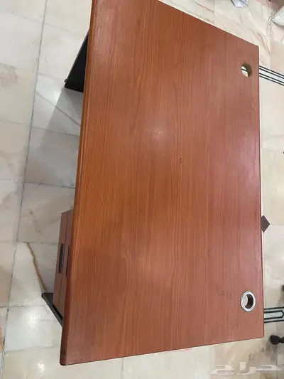 للبيع مكتب 3