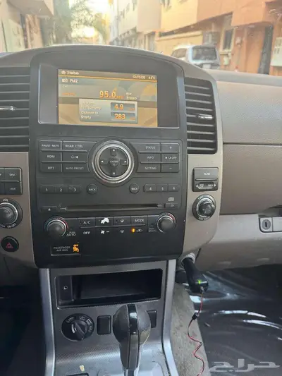 NISSAN PATHFINDER SE 2010 0