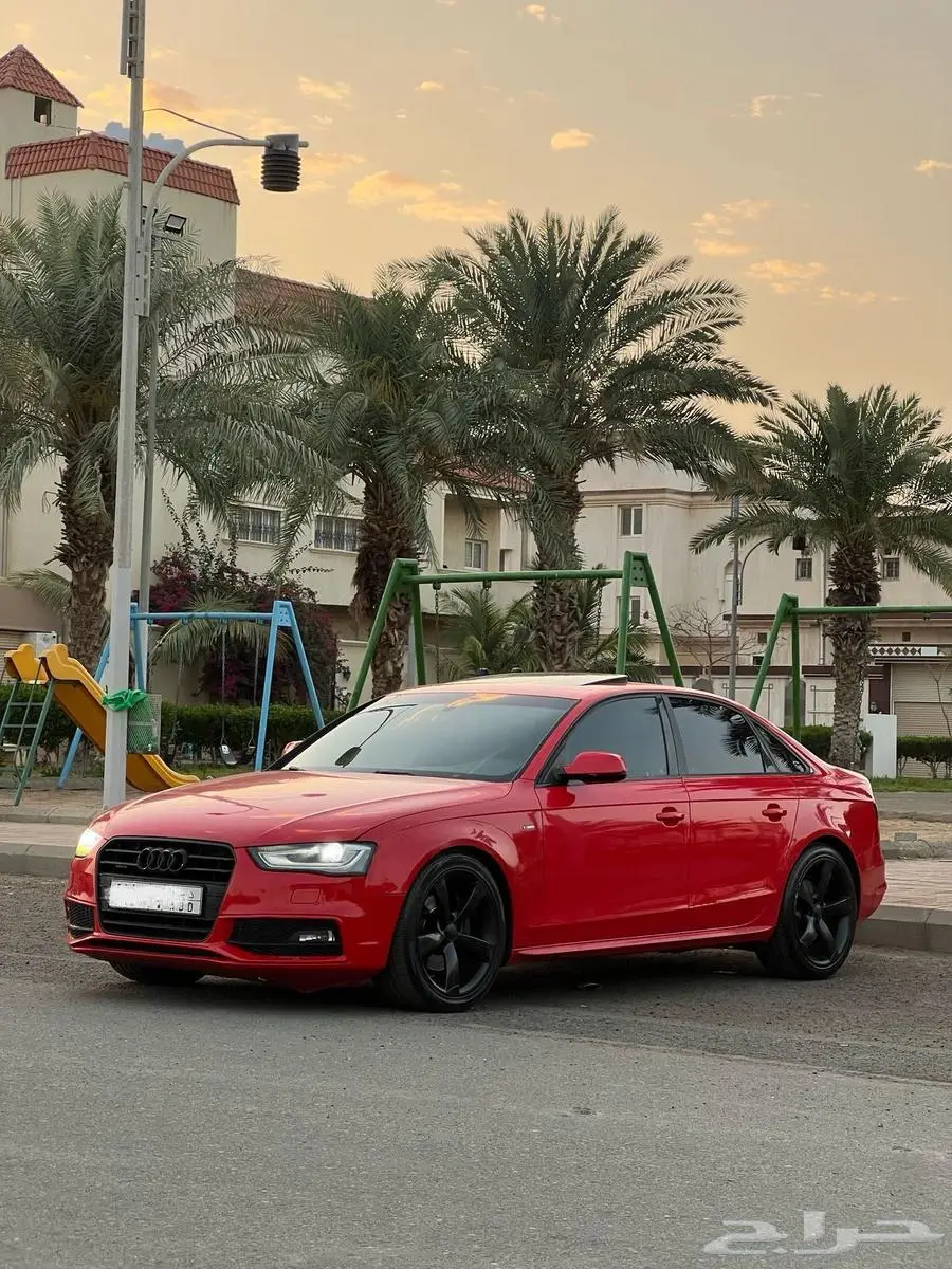 للبيع اودي a4 2