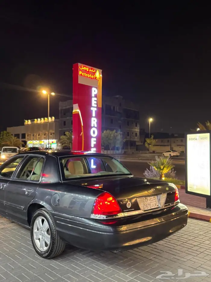 فورد فكتوريا 2011 مبيعات حكومية 3