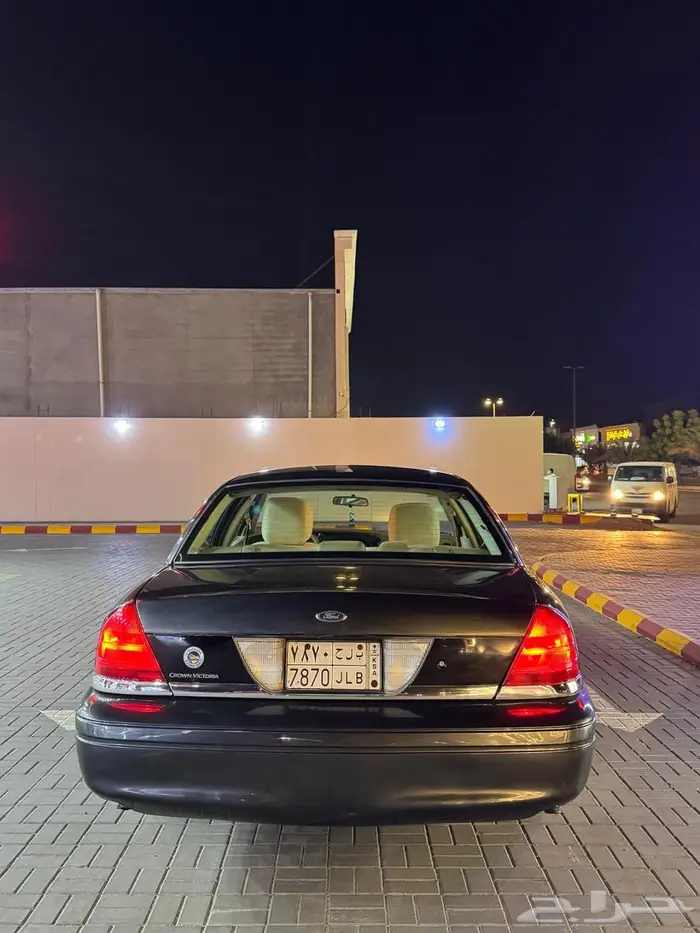 فورد فكتوريا 2011 مبيعات حكومية 7