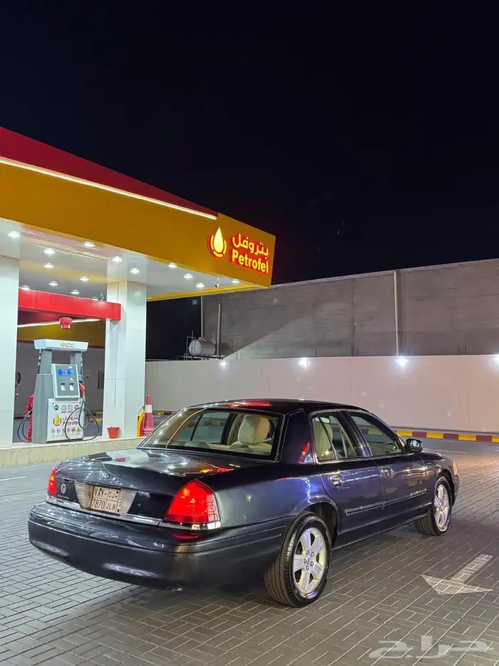 فورد فكتوريا 2011 مبيعات حكومية 8