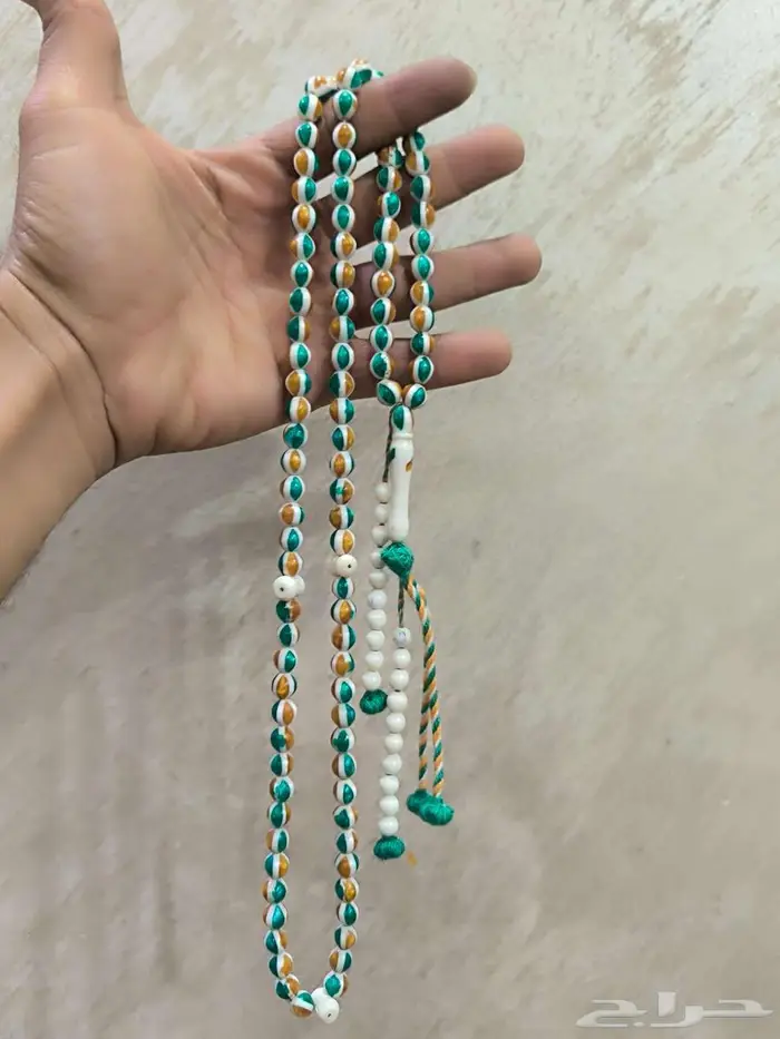 ثلاث سبح عظم جمل 2
