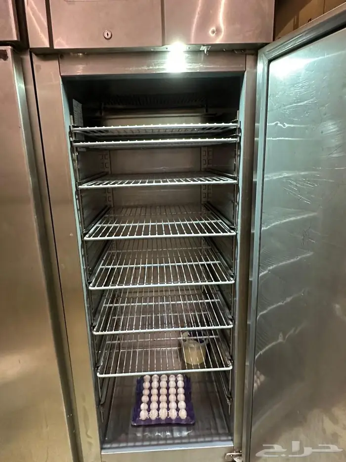 عجانه وثلاجه للبيع 0