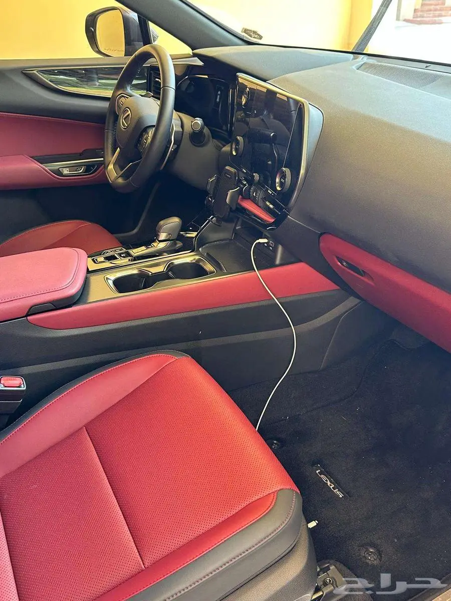 Lexus NX350h (2024) as New - Rarely Used 10