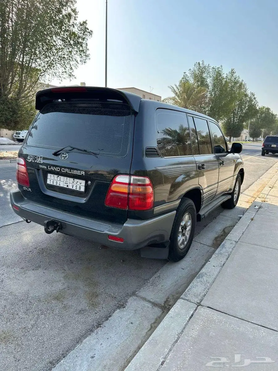 لاندكروزر جي اكس ار 2002 1