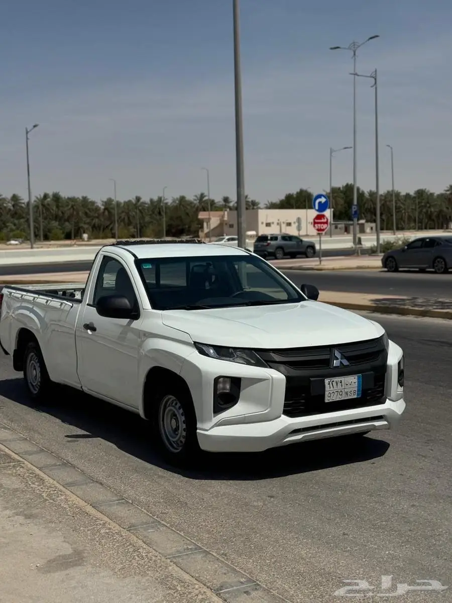 متسوبيشي وانيت غماره بكب L200 2022 0