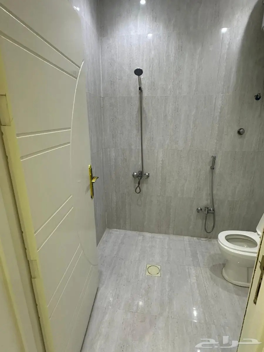للايجار فيلا درج داخلي في الرياض حي بدر   عرض رقم H1135 17