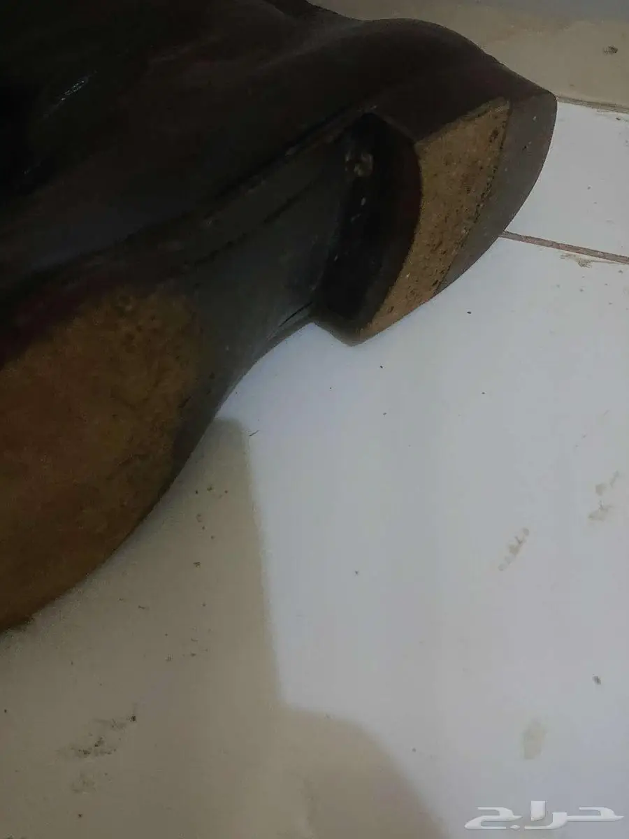 حذاء رجالي نص بوت ايطالي اصلي مستعمل نضيف جداا مقاس 41 2