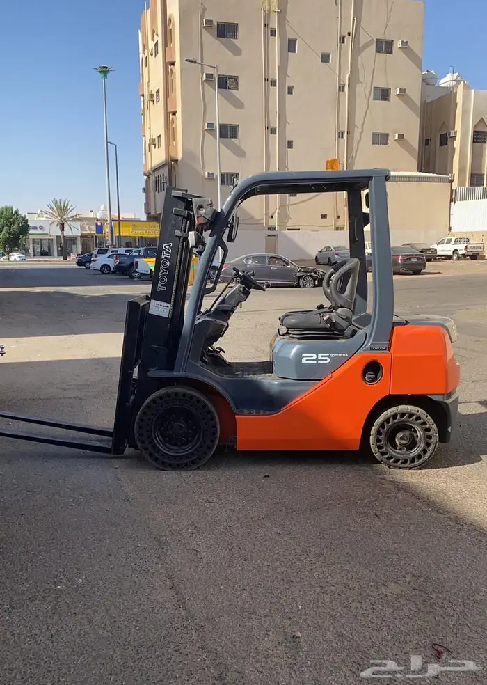 رافعة شوكية للإيجار 0