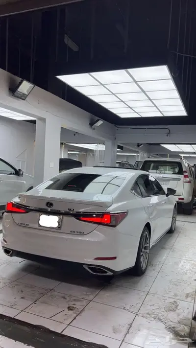 لكزس ES 350 موديل 2019 6