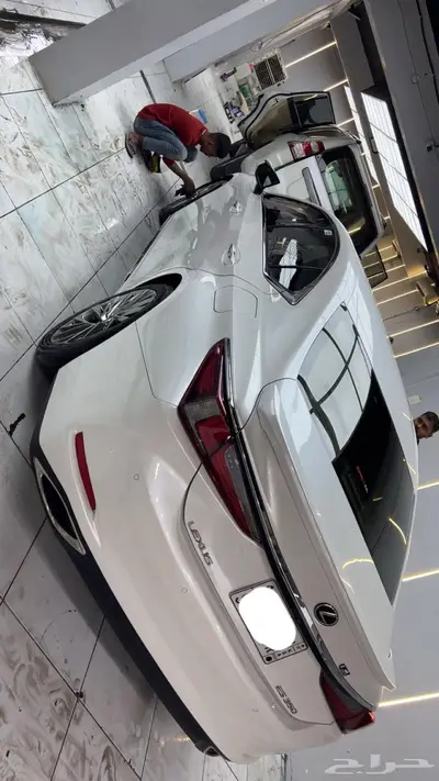 لكزس ES 350 موديل 2019 3