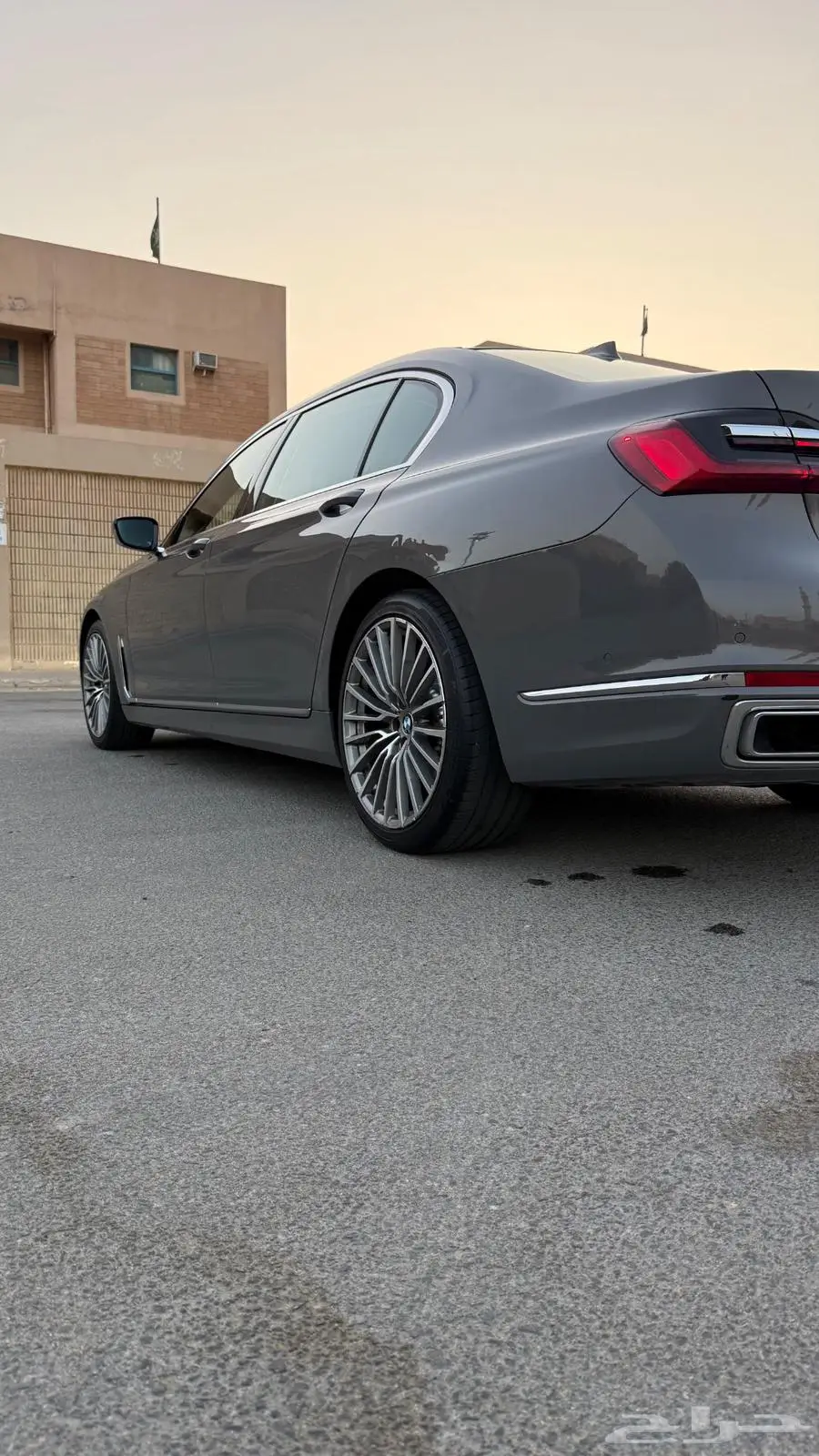 BMW 730 Li 6