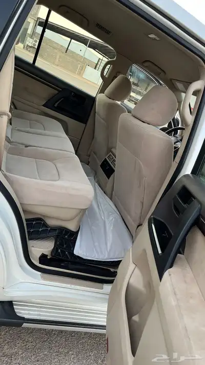 لاندكروزر ديزل 2021 13