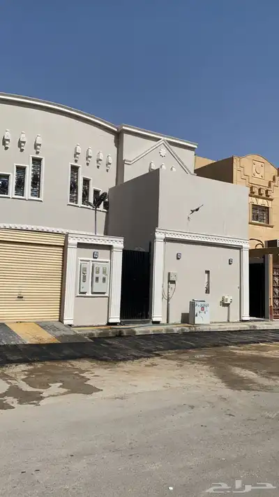 للإيجار شقة ( ارضية ) فاخرة تشطيب سوبر لوكس 0