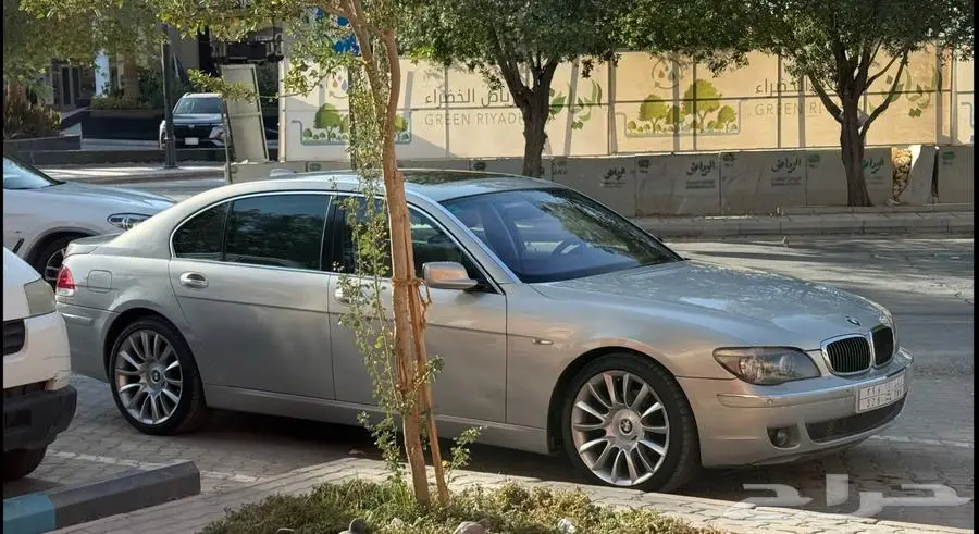 بي أم 730iL إندفجول نظيف 3
