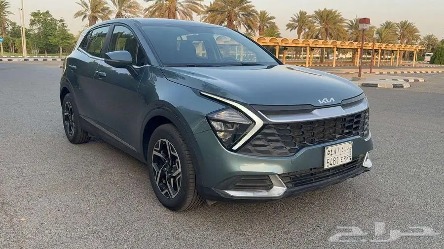 سبورتاج 2023 بنزين سعودي نظيفة جدا مكينة كبيره وكالة بالكامل 2