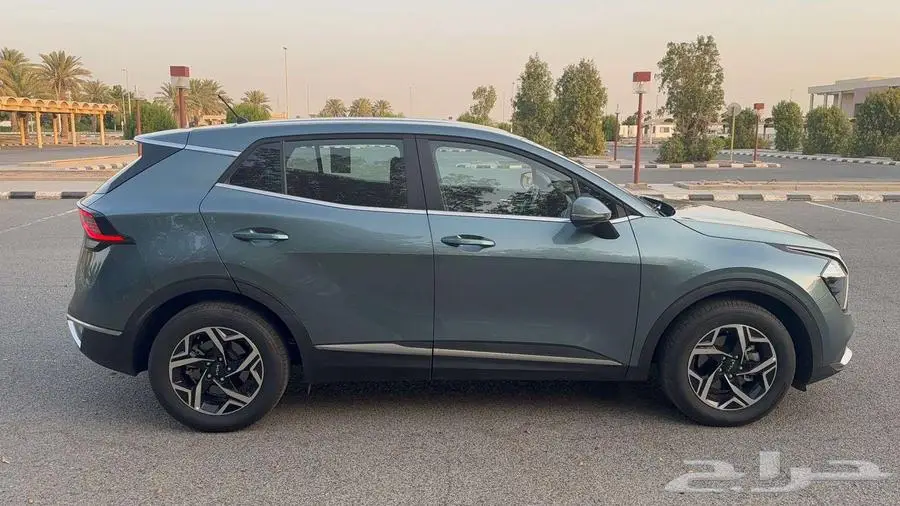 سبورتاج 2023 بنزين سعودي نظيفة جدا مكينة كبيره وكالة بالكامل 3