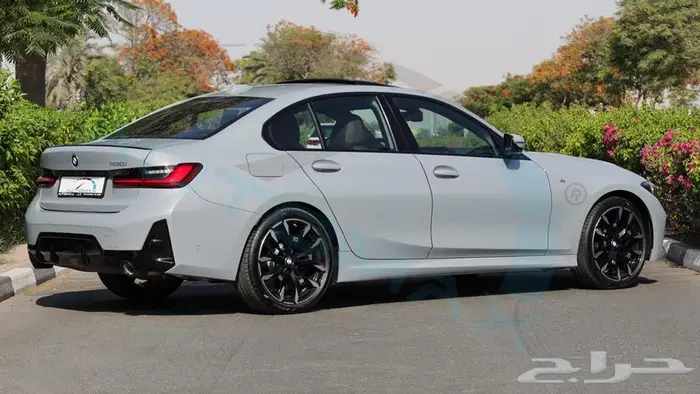 2025 BMW XDRIVE 330i M 2.0T AWD GCC 0Km 7
