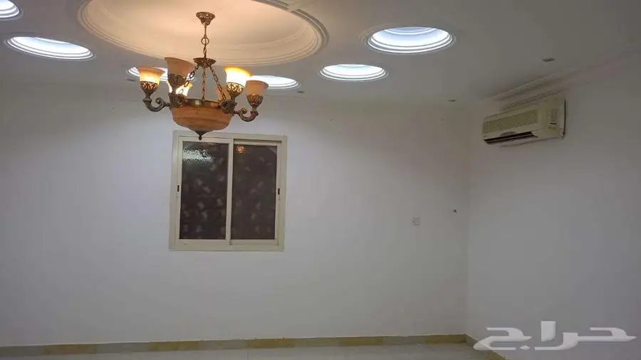 للإيجار دور أرضي على شارعين في محافظة الرس بحي الجوزات 16