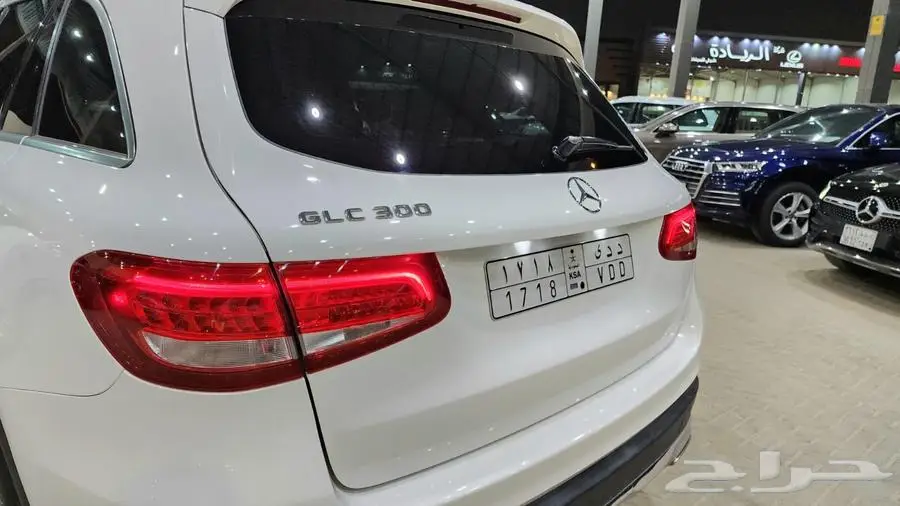 مرسيدس GLC300 2017 7