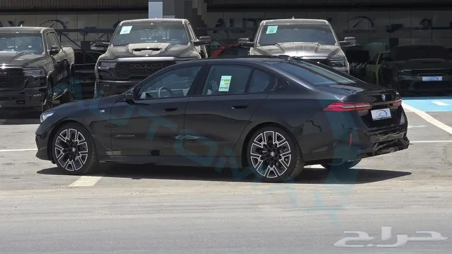 2025 BMW 5-SERIES 520i M 2.0T RWD GCC 0Km 4