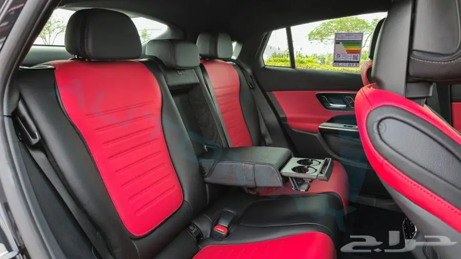 2025 Mercedes-Benz GLC200 COUPE 4MATIC GCC 24