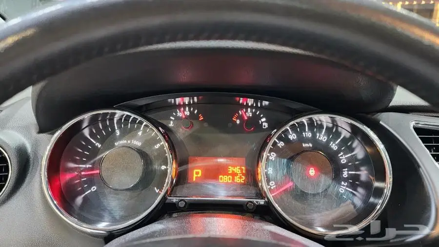 بيجو 3008 2015 10