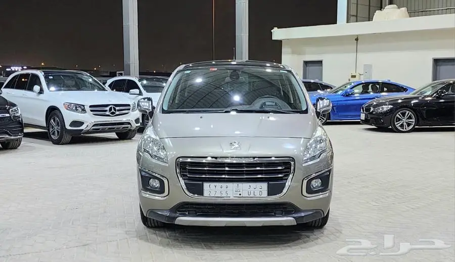 بيجو 3008 2015 2