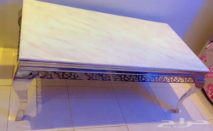 طاوله كبيره رخام طبيعي 0