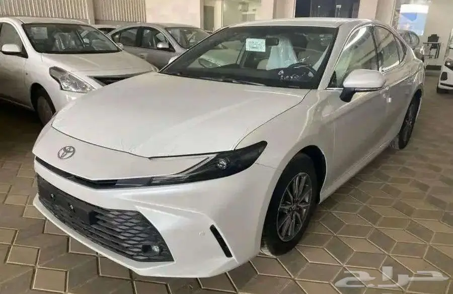 تويوتا كامري E هايبرد 2025 اقل الاسعار 0