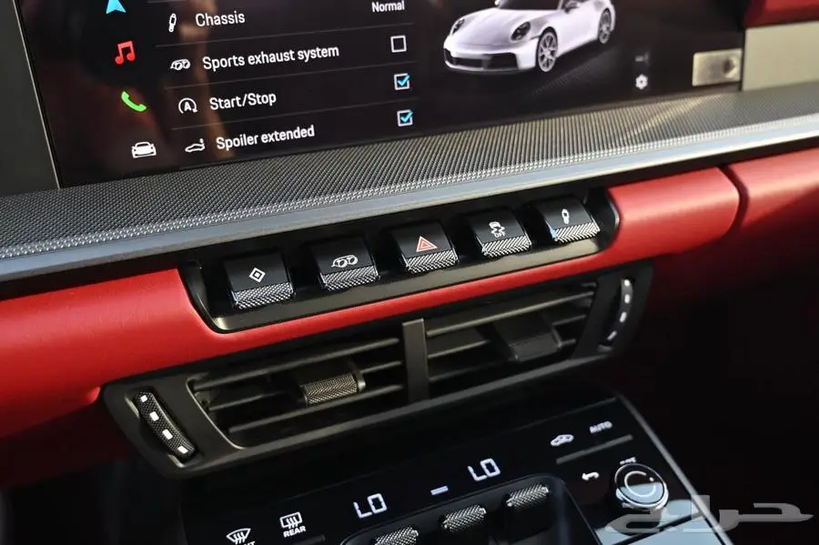 بورش 911 كاريرا 2025 جديد اصفار مميزات عالية 31