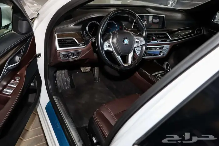 بي ام دبليو 730Li 2018 6