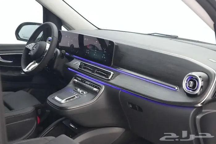 مرسيدس V 300 أفانتجارد موديل 2025 أصفار خليجي رمادي ألبين 8